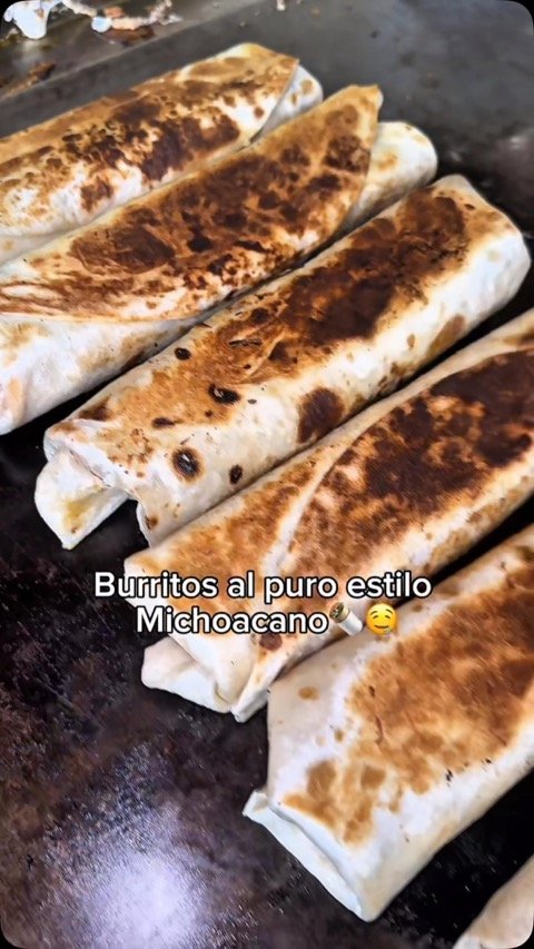 Burritos al estilo michoacano